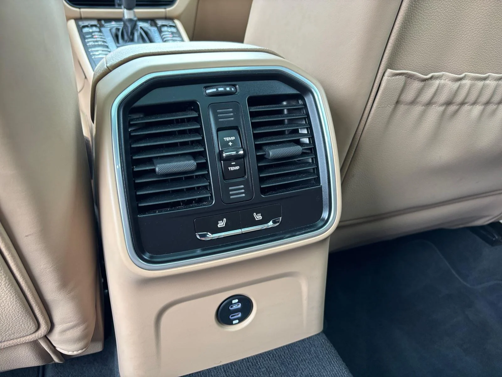 Used 2020 White Porsche Base image 37