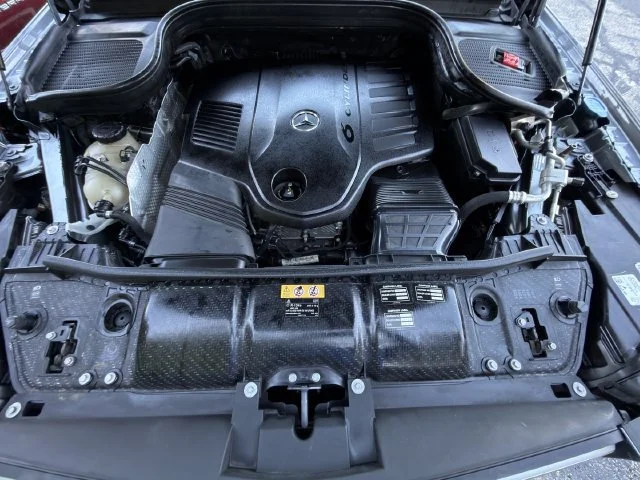 Used 2020 Gray Mercedes-Benz 4MATIC® image 36