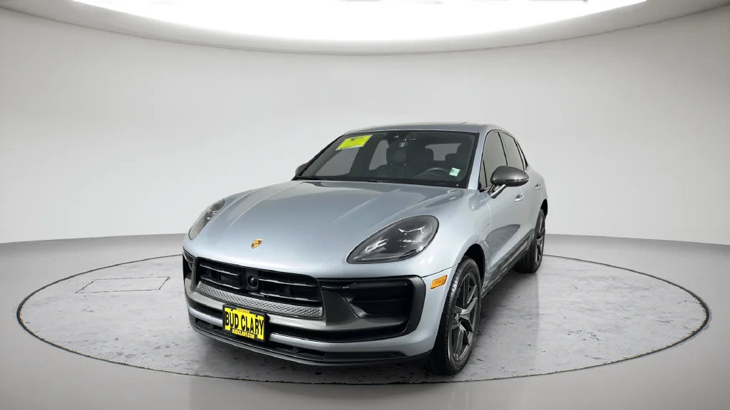 2023 Porsche Macan