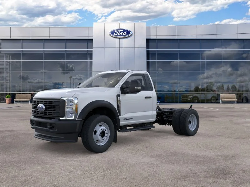 New 2026 Oxford White Ford F-600® XL image 1