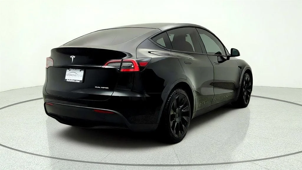 Used 2020 Solid Black Tesla Long Range AWD w/ 20