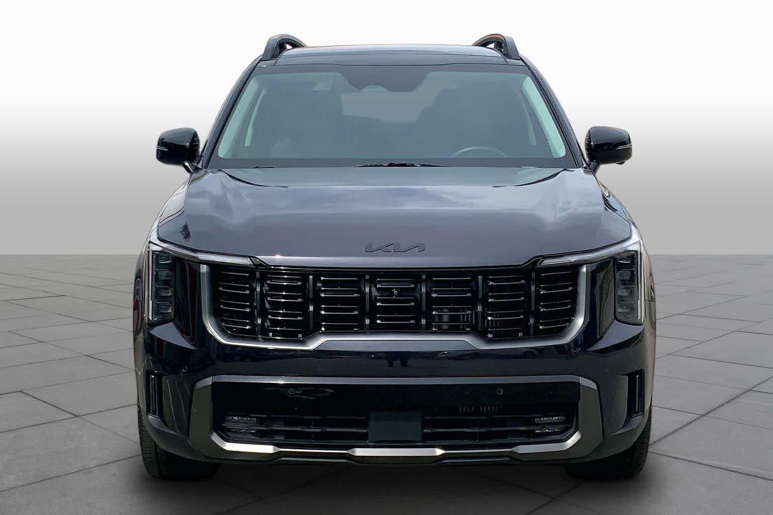 Pre-Owned 2025 Kia Sorento X-Line SX