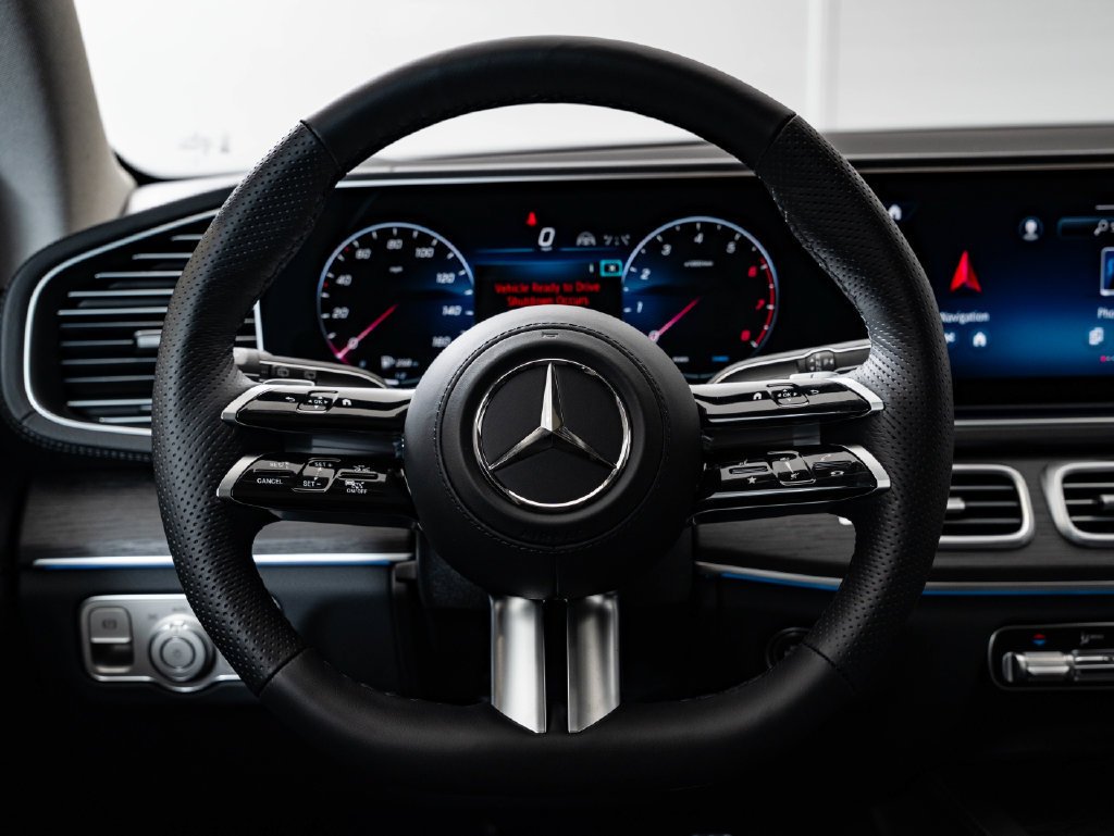New 2026 Obsidian Black Metallic Mercedes-Benz GLS 450 image 45