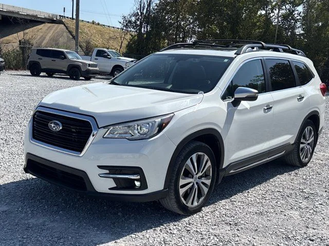 Used 2019 White Subaru Touring image 11