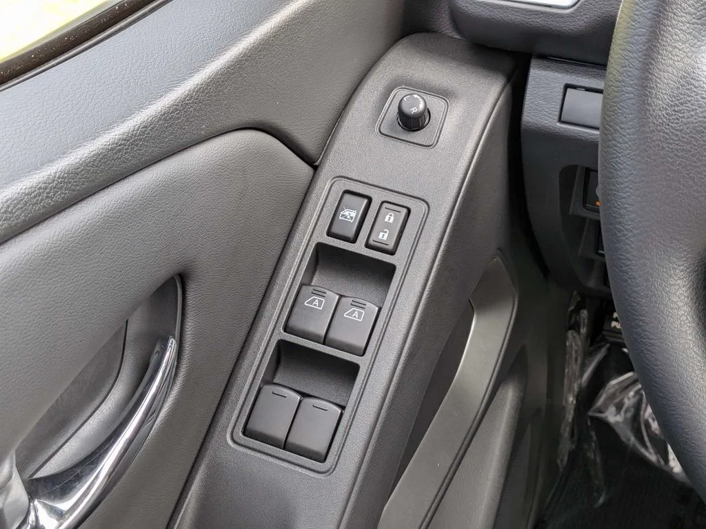 New 2027  Nissan SV image 20