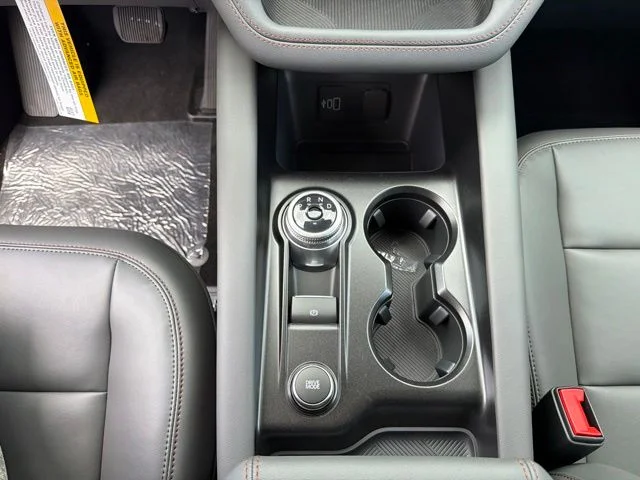 New 2026 Agate Black Metallic Ford Active image 27