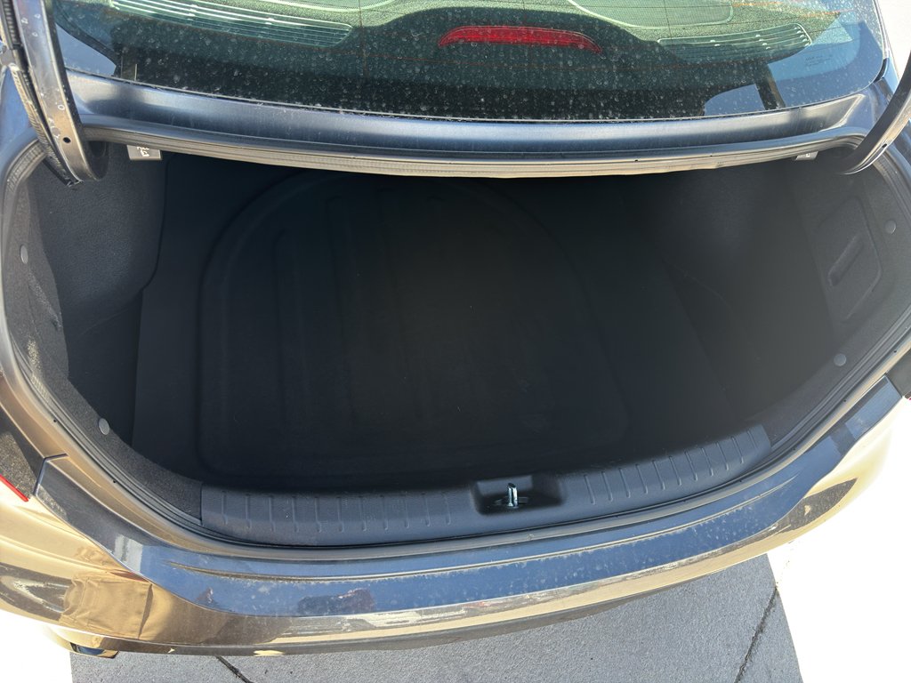 Used 2023 Gravity Gray Kia GT-Line image 14