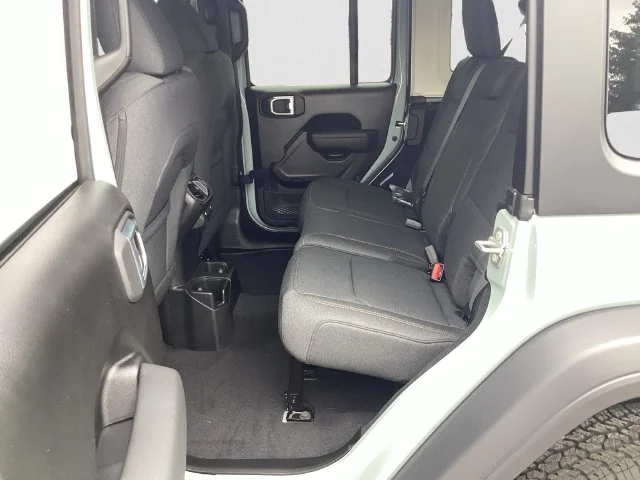 New 2026 Earl Clearcoat Jeep 4-DOOR SPORT S image 14
