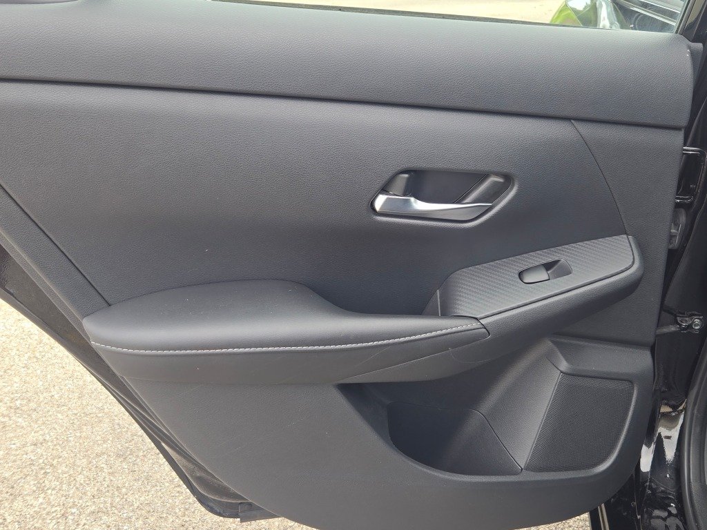 Used 2023 Black Nissan SV image 18