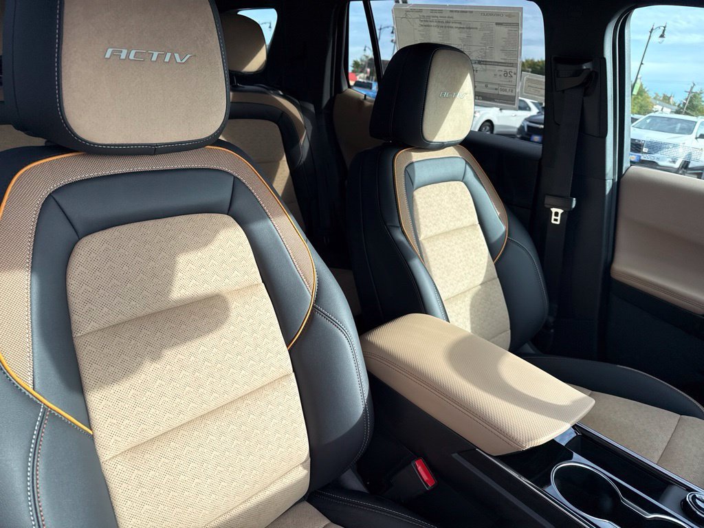 New 2027 Polar White Tricoat Chevrolet ACTIV image 39