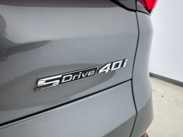 Used 2024 Skyscraper Gray Metallic BMW sDrive40i image 48
