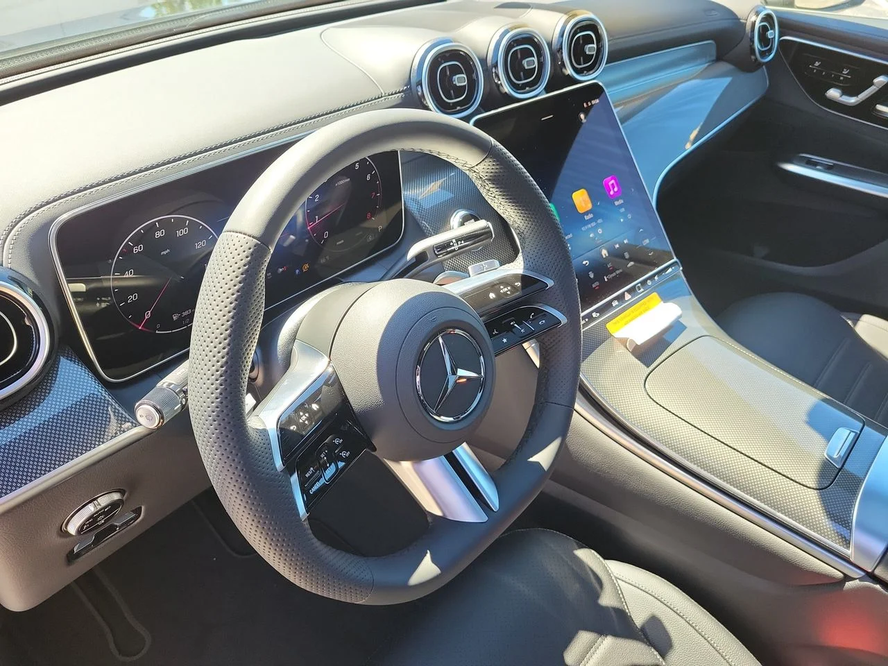 New 2026 Black Mercedes-Benz GLC 300 image 24