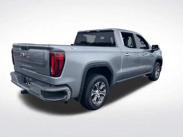 Used 2025 Silver GMC SLT image 6