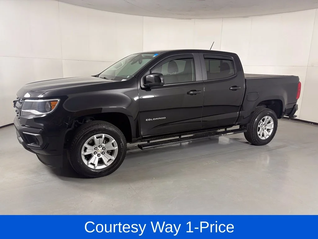 Used 2022 BLACK Chevrolet 2WD LT image 6