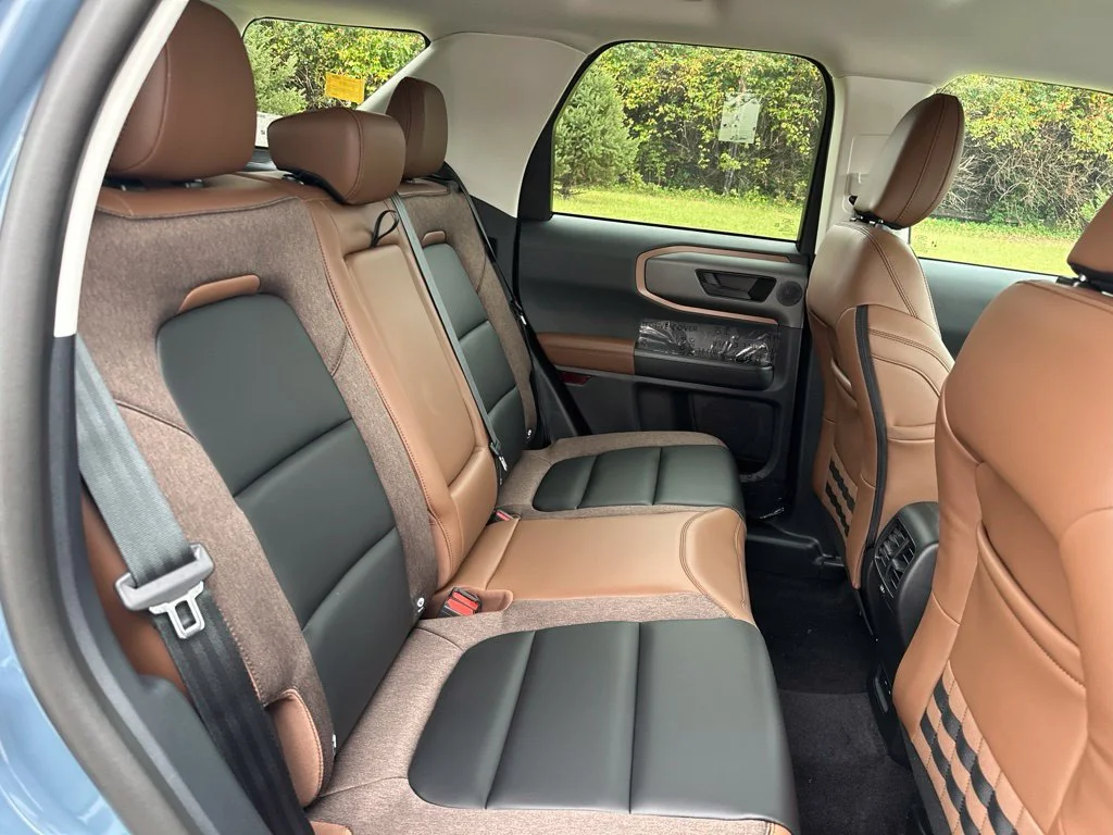 New 2026 Azure Gray Metallic Tri-Coat Ford Outer Banks® image 19