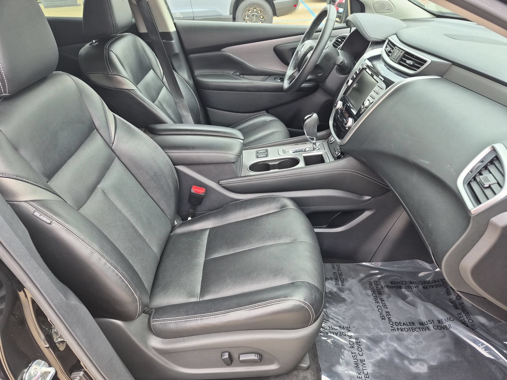 Used 2020 Super Black Metallic Nissan SL AWD image 32