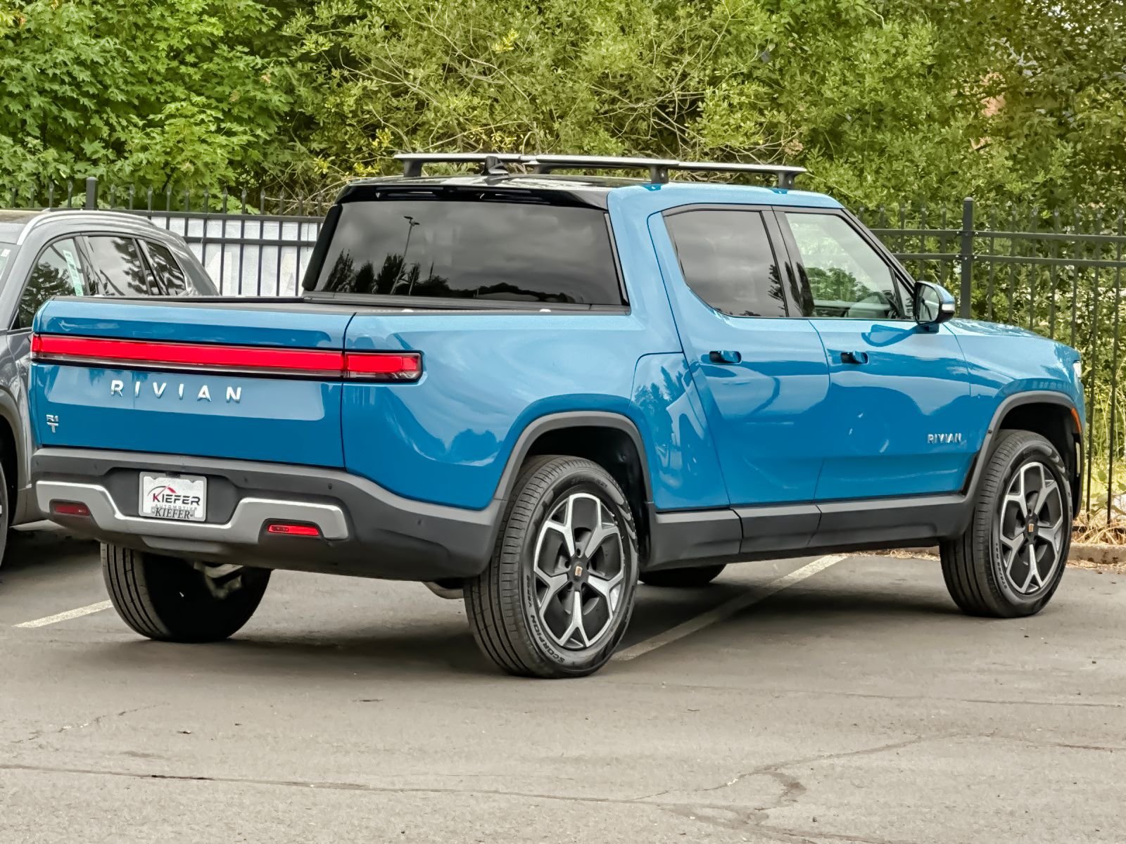 Used 2023  Rivian Adventure image 3