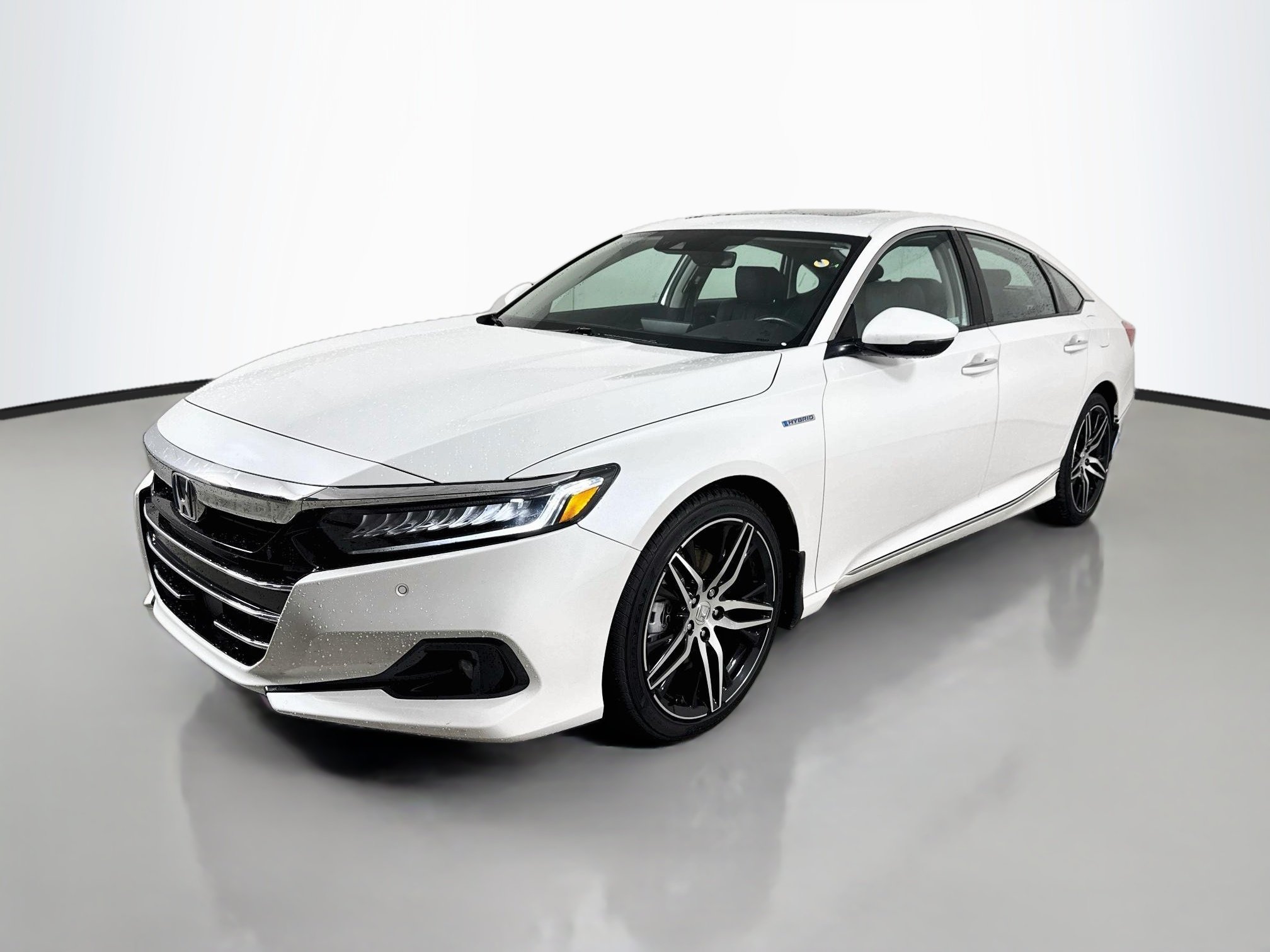 Used 2021 Platinum White Pearl Honda Touring image 3