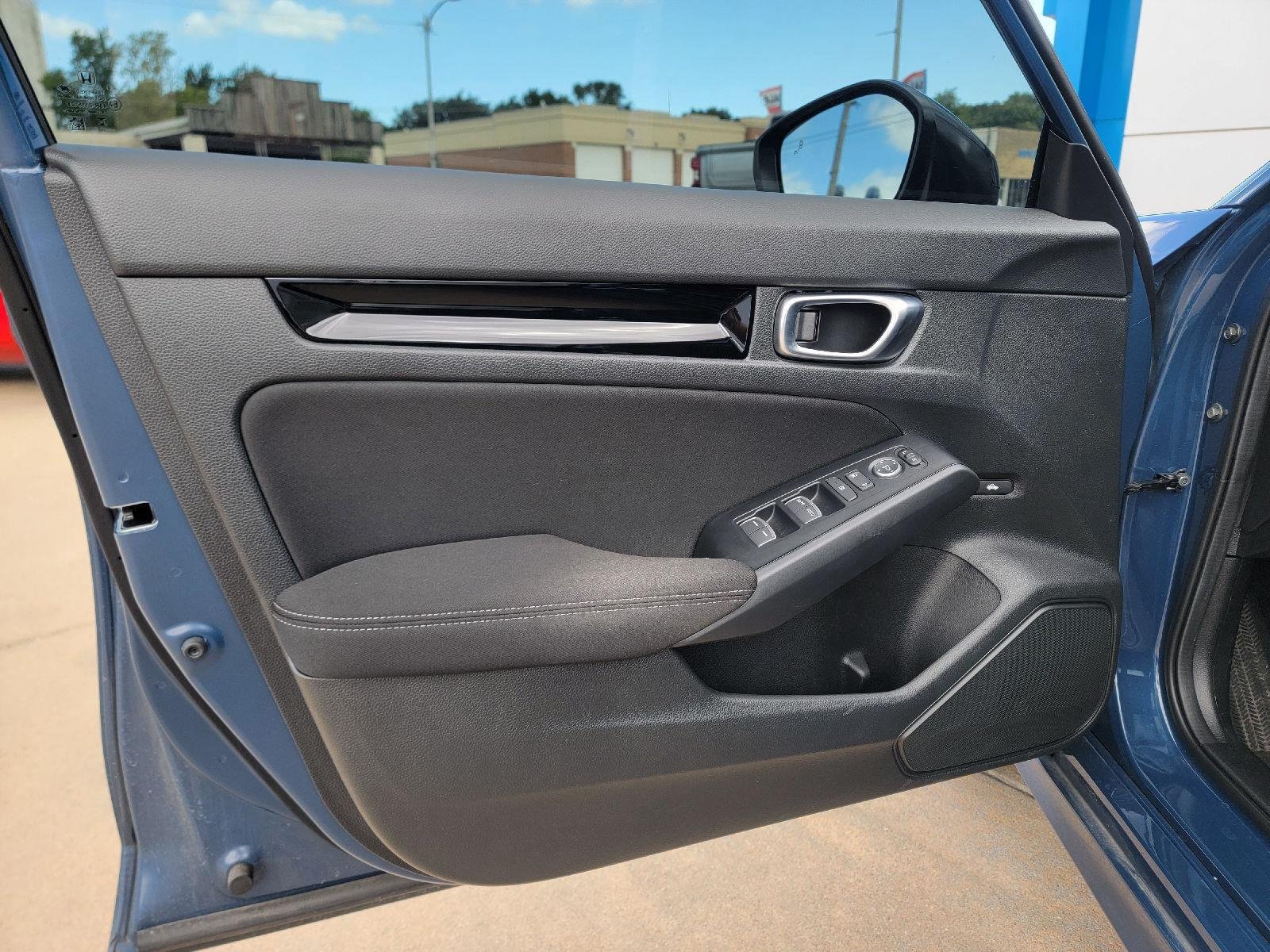 Used 2025 Blue Lagoon Pearl Honda Sport image 13