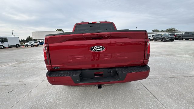 New 2026 Ruby Red Metallic Tinted Clearcoat Ford XLT image 12