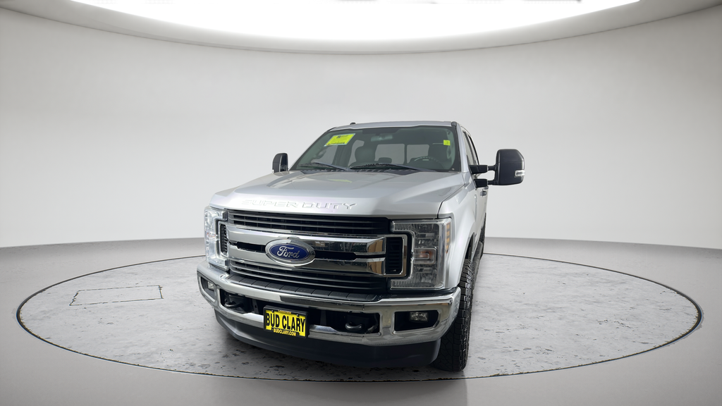 Used 2018 Silver Ford XLT image 25