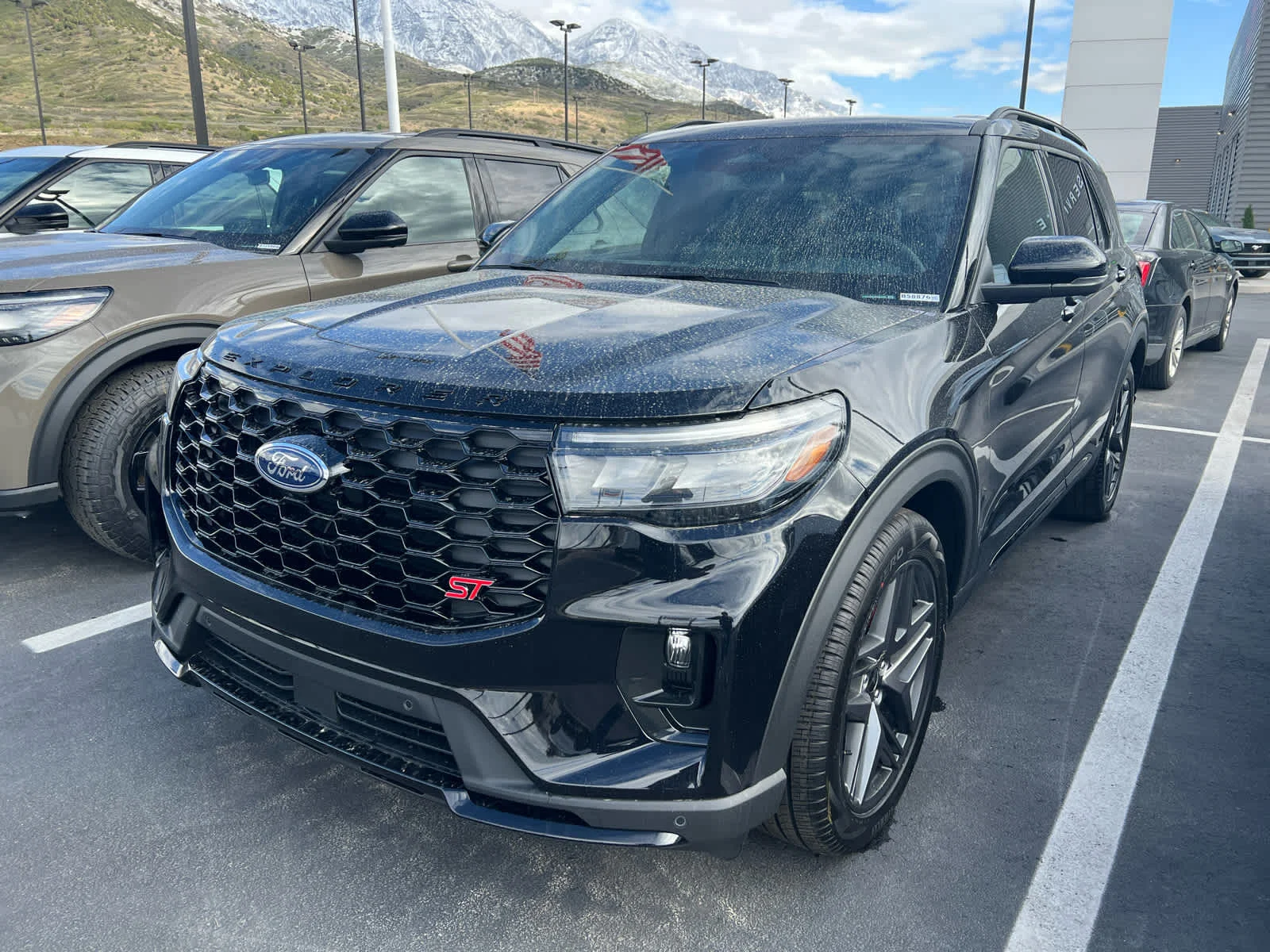 2026 Ford Explorer ST 4WD's photo