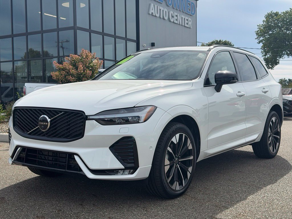 2026 Volvo XC60 Plus