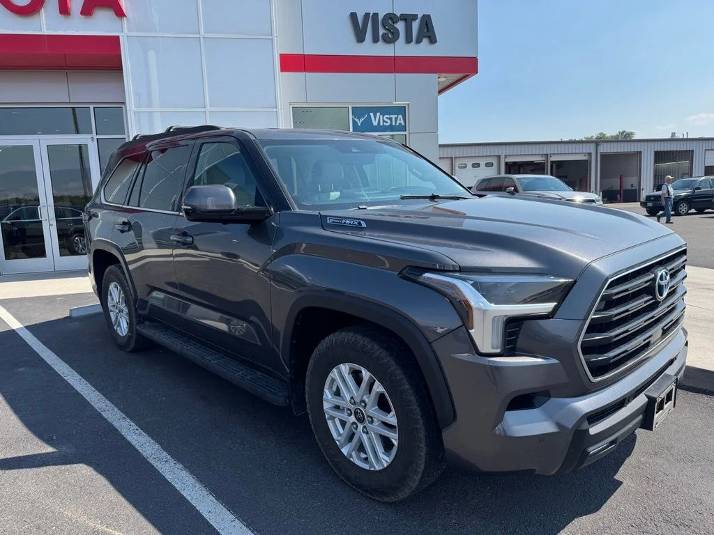 Used 2023 Gray Toyota SR5 image 1