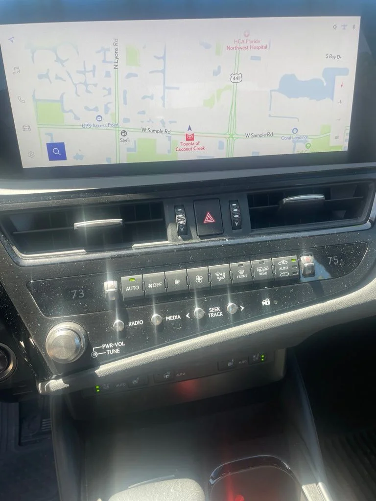 Used 2024 Eminent White Pearl Lexus 300h image 3
