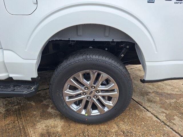 New 2026 Star White Metallic Tri-Coat Ford Lariat® image 28