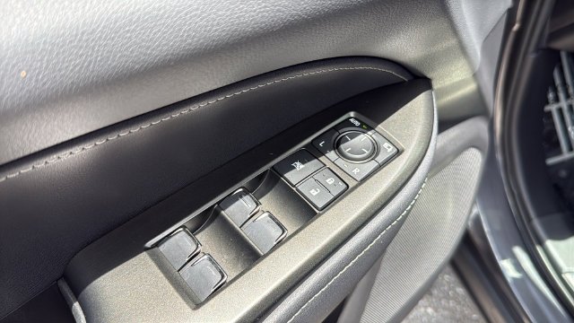 Used 2022 Gray Lexus 350 F SPORT Handling image 17