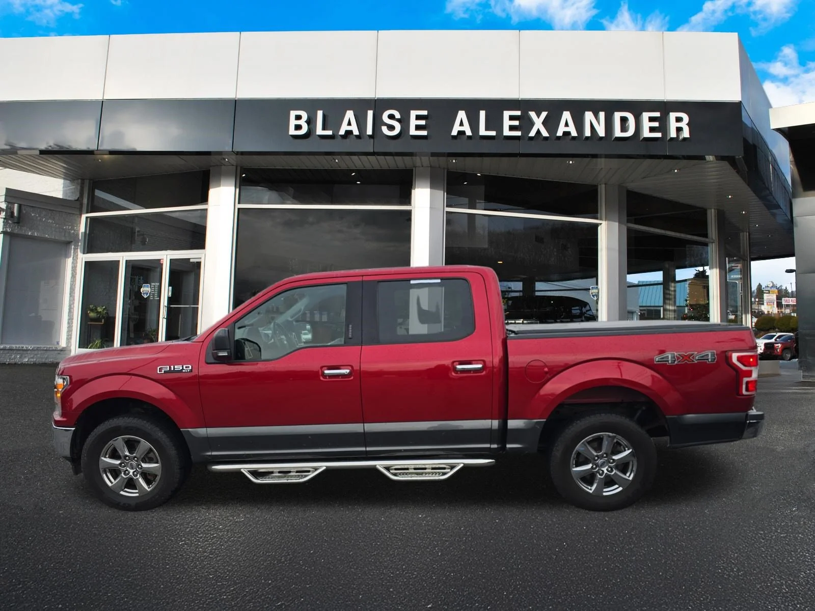 Used 2020 Rapid Red Metallic Tinted Clearcoat Ford XLT image 9
