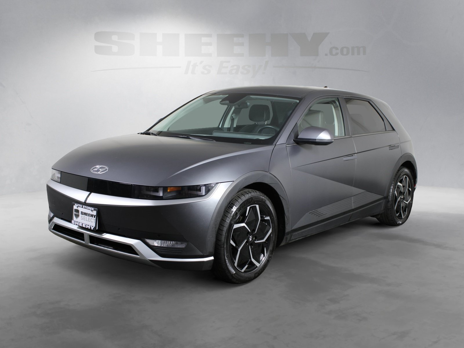 Used 2023 Gray Hyundai SEL image 12