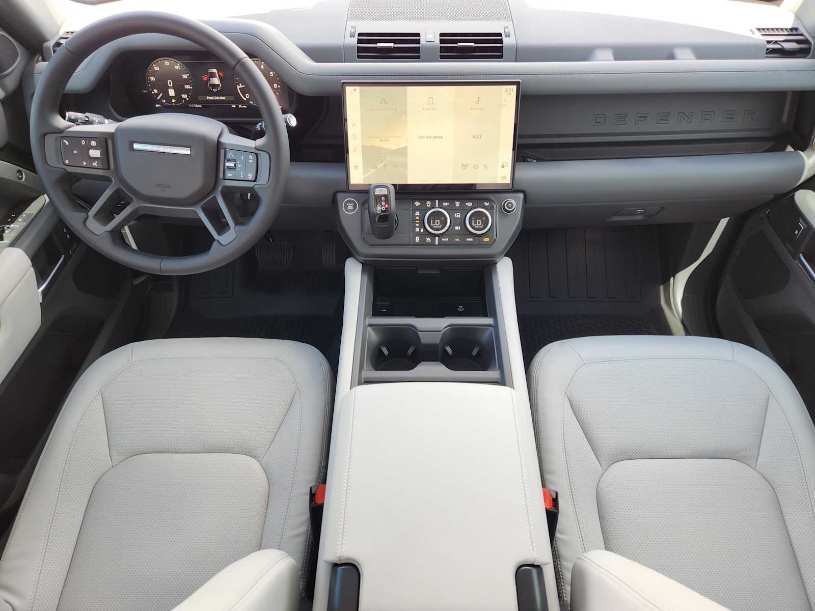 New 2026 Woolstone Green LAND ROVER X-Dynamic SE image 25