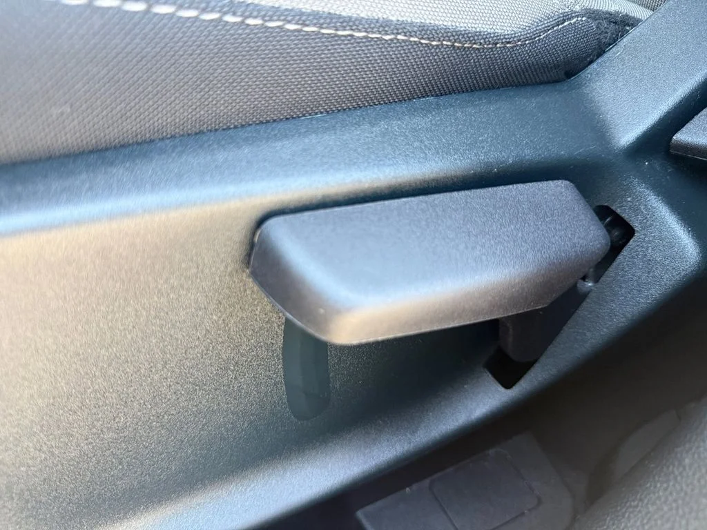 Used 2022 Gray Ford SE image 30