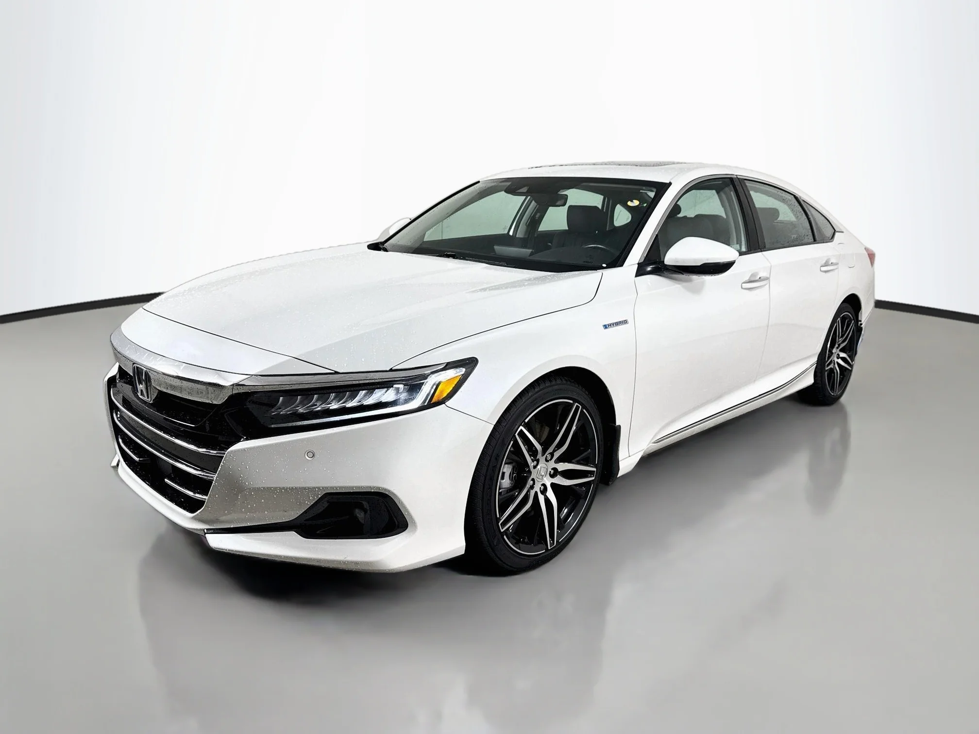 Used 2021 Platinum White Pearl Honda Touring image 3
