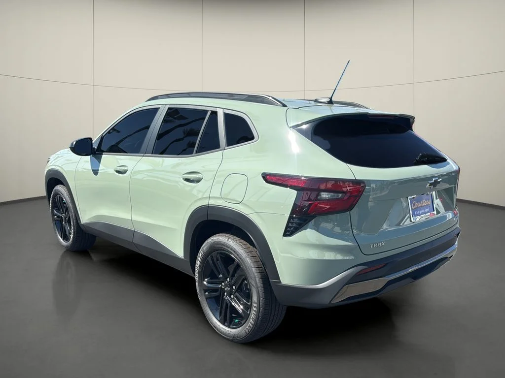 New 2026 Green Chevrolet ACTIV image 5