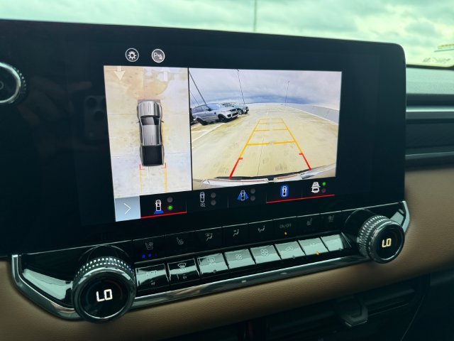 Used 2024 Black GMC AT4 image 21