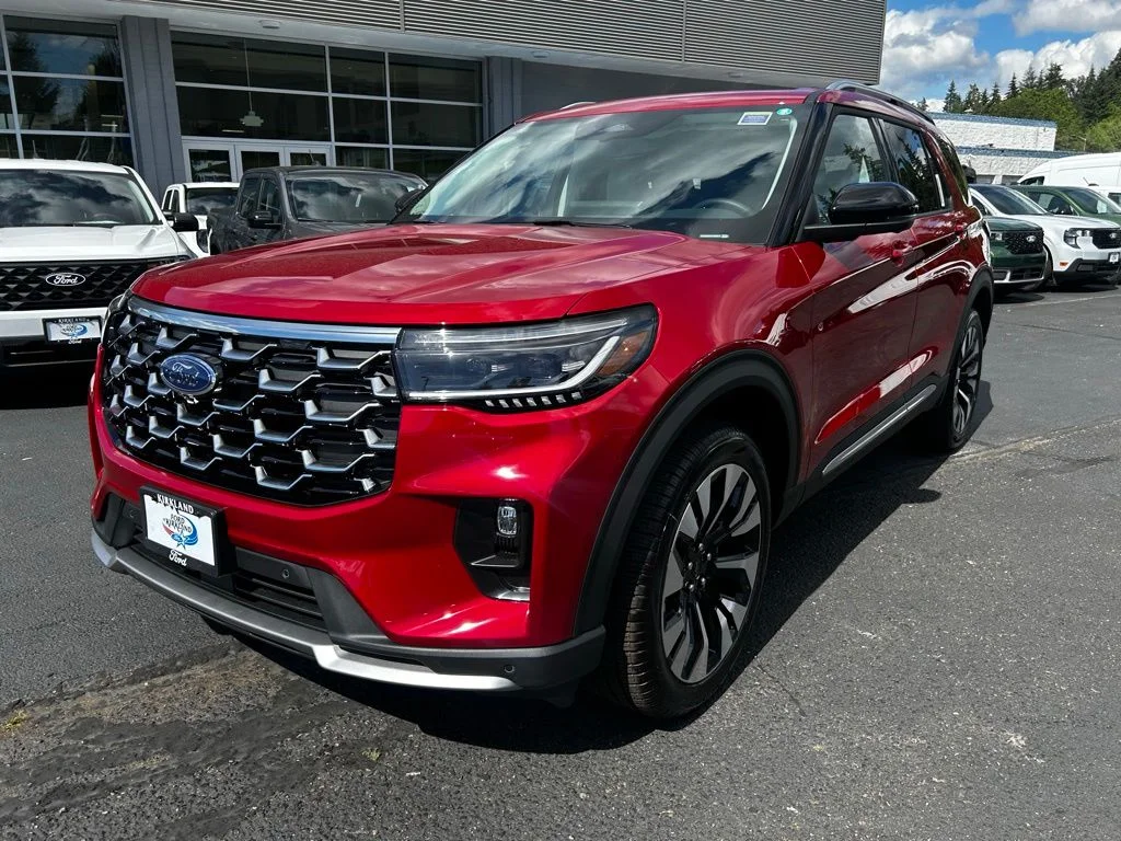 New 2026 Rapid Red Metallic Tinted Clearcoat Ford Platinum™ image 4