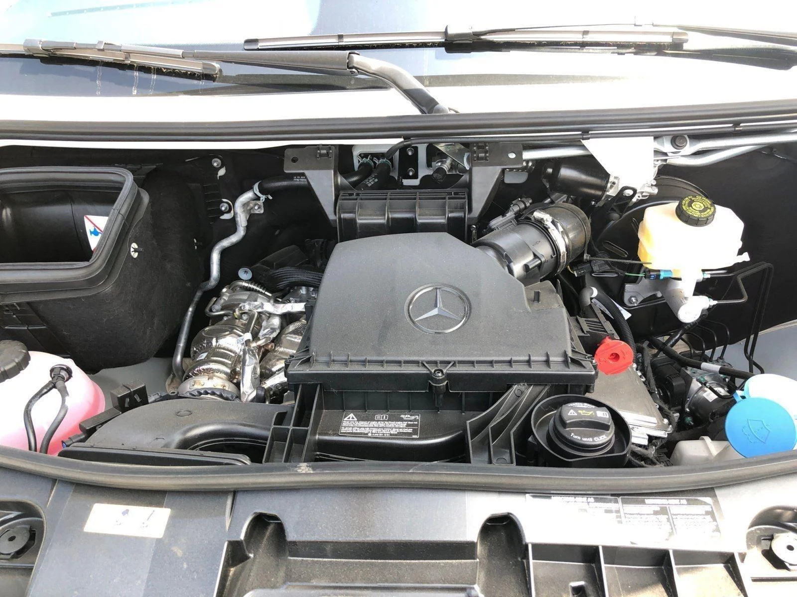 New 2025 Arctic White Mercedes-Benz  image 22