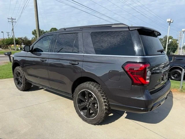 Used 2024 Gray Ford Limited image 6