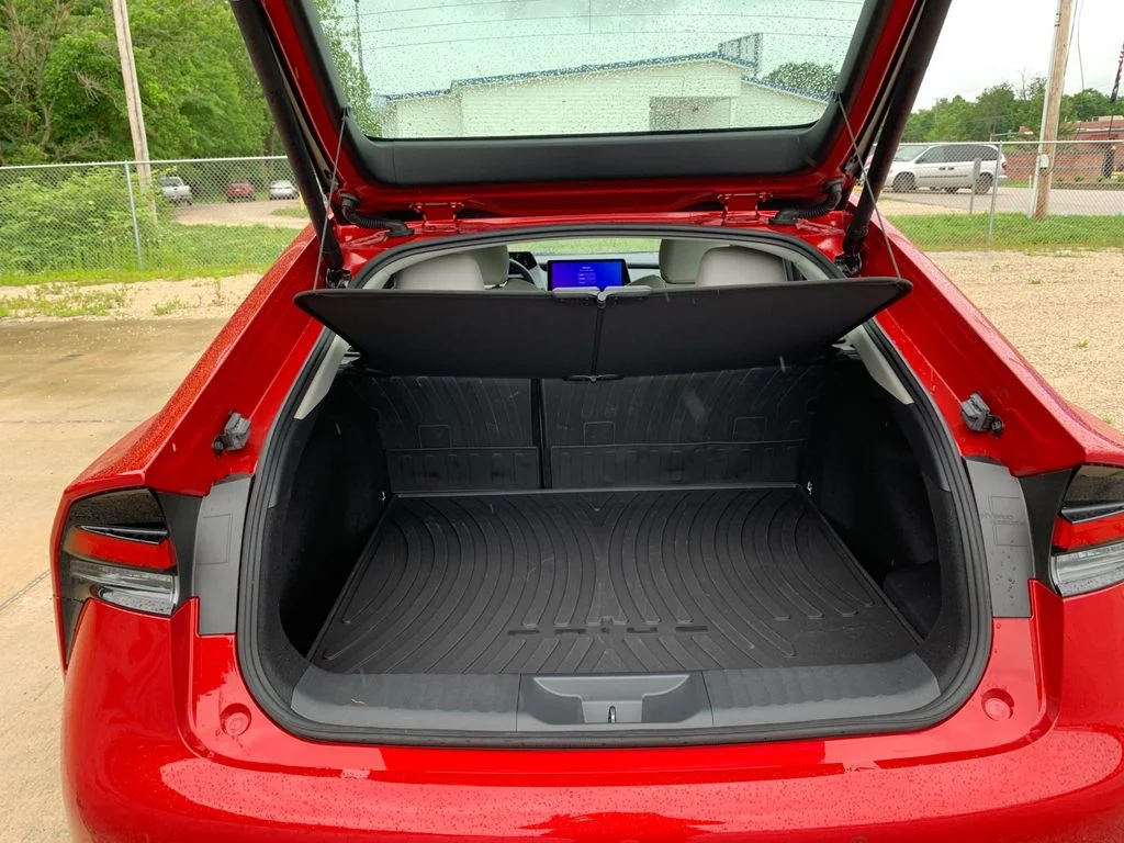 Used 2025 Red Toyota Limited image 18