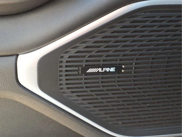 Used 2024  Jeep Series II image 18