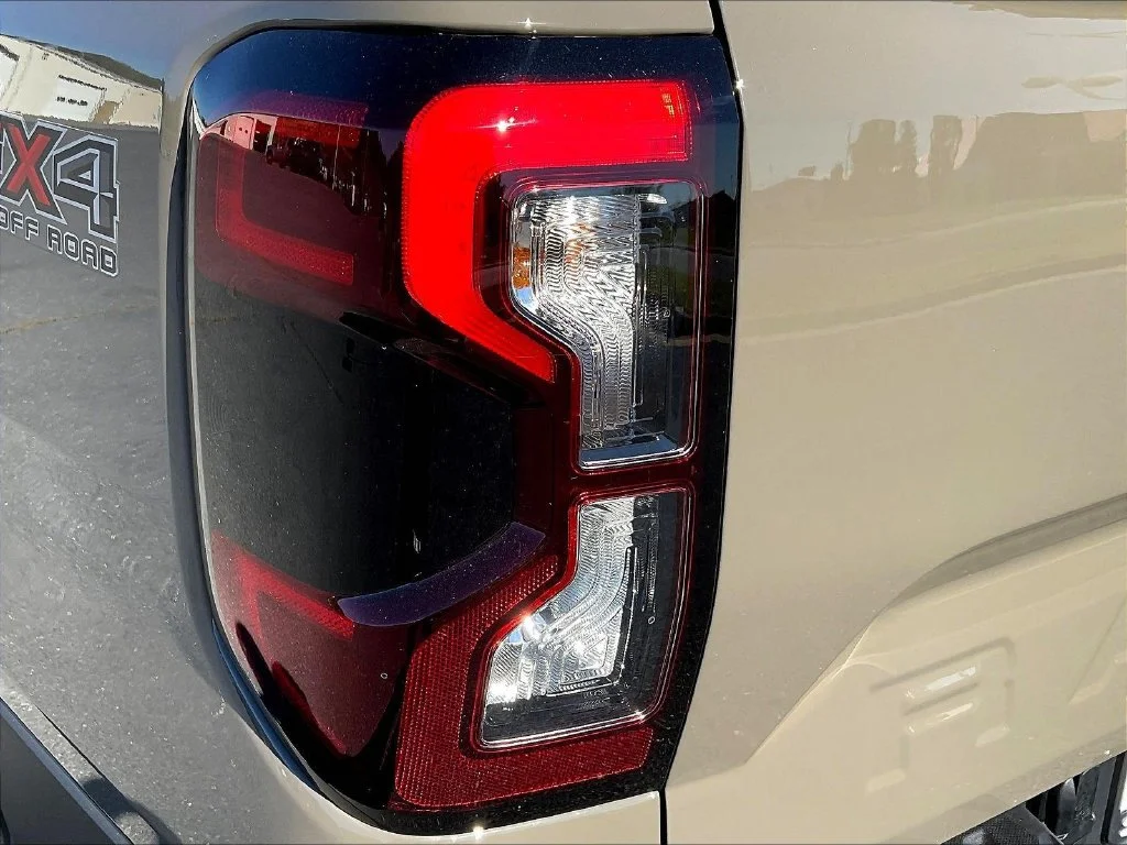 New 2026 Marsh Gray Ford XLT image 34