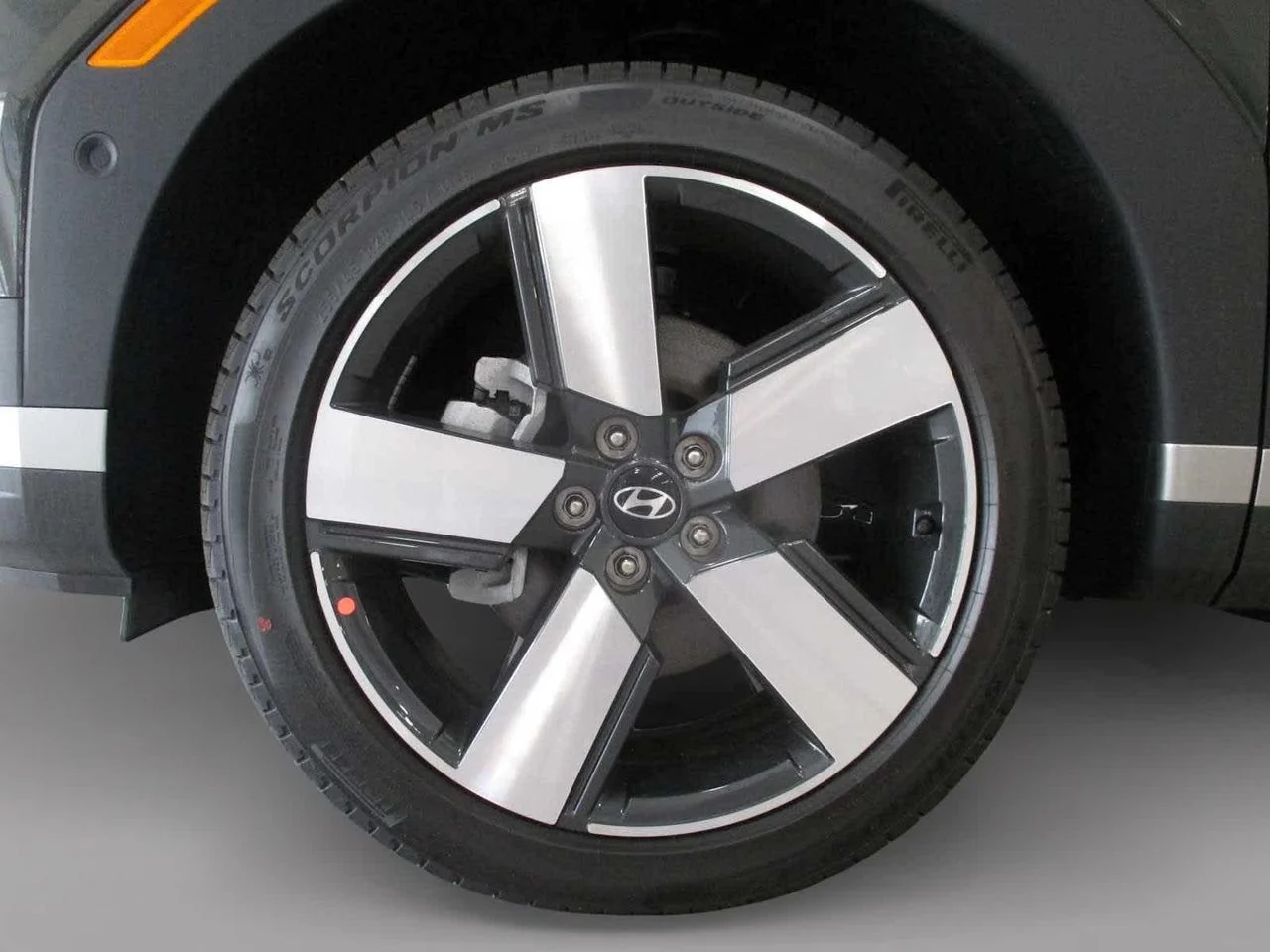 New 2026 Green Hyundai Limited AWD image 5