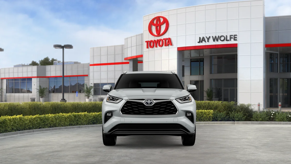 New 2026 Wind Chill Pearl Toyota Limited image 17