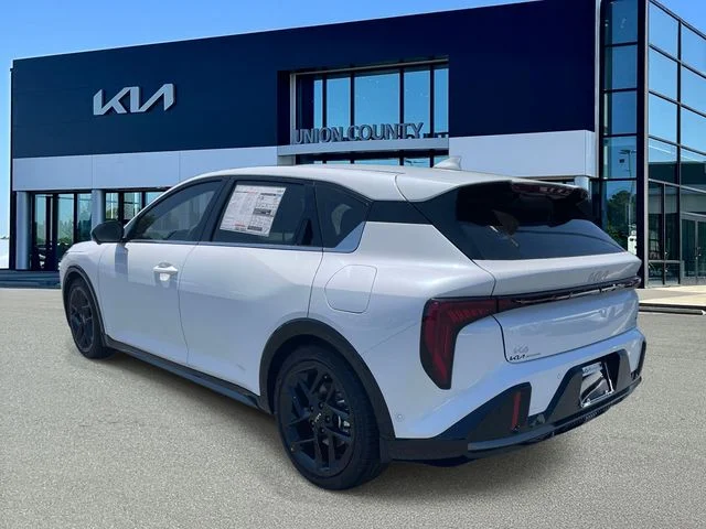 New 2026 White Kia GT-Line Turbo image 4