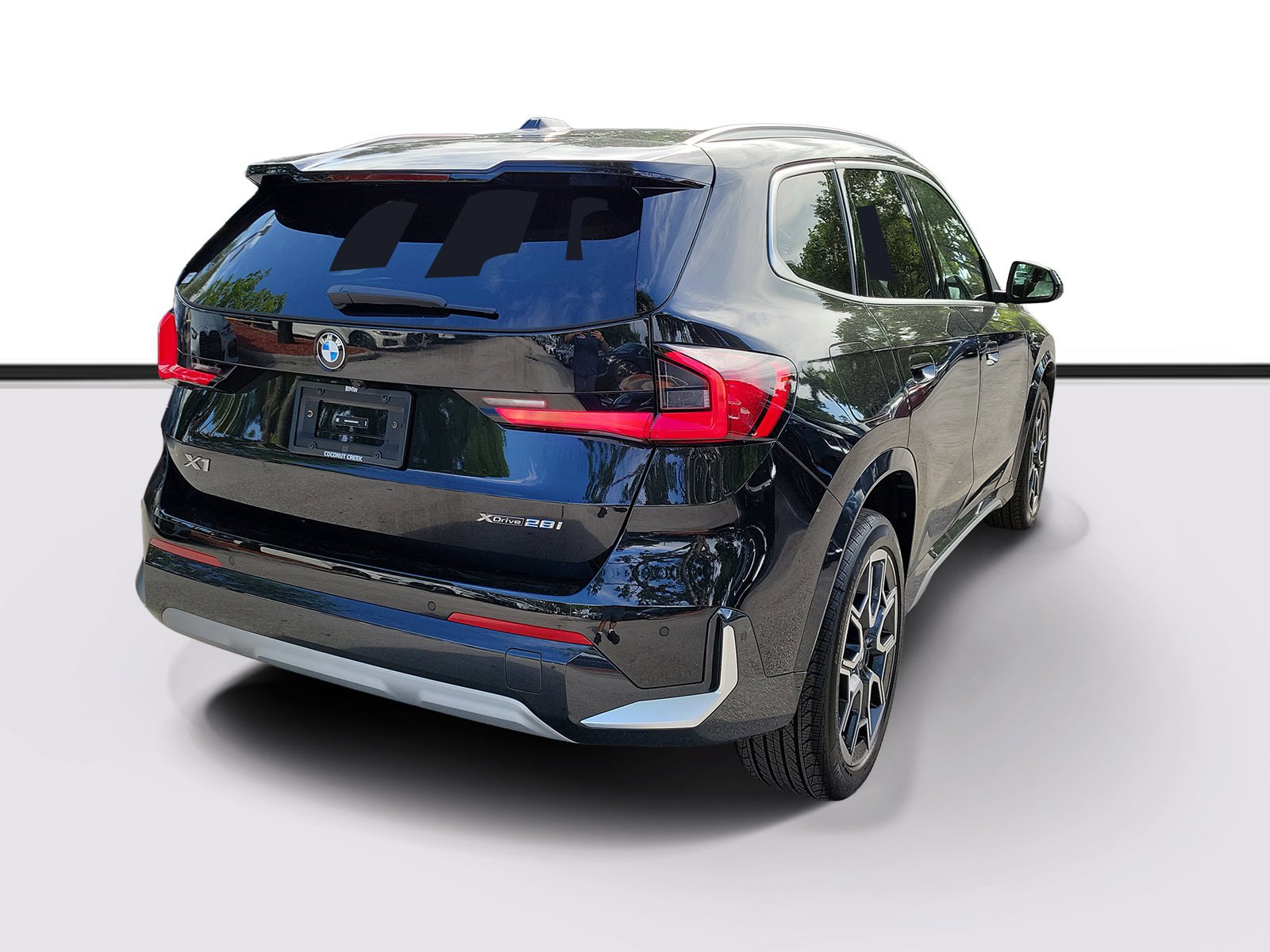New 2026 Black Sapphire Metallic BMW xDrive28i image 4