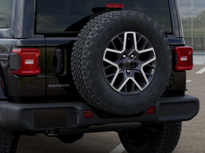 New 2026 Black Clear-Coat Exterior Paint Jeep Sahara 4-Door image 39