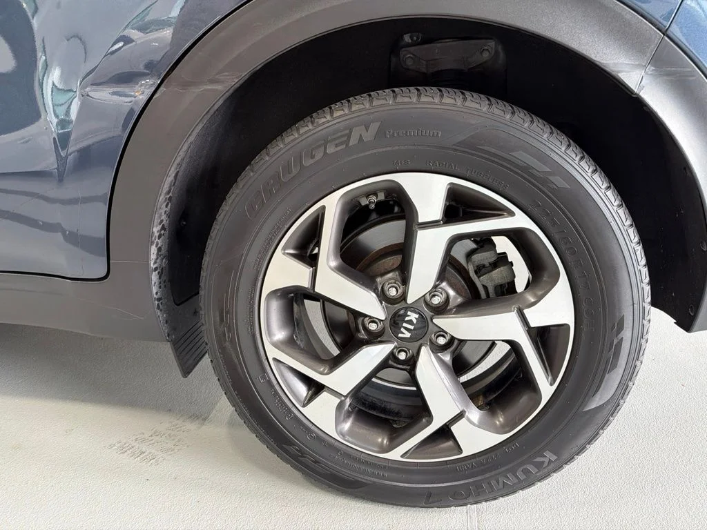 Used 2022 Blue Kia LX image 7